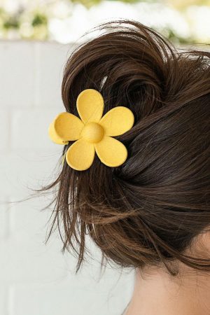 Headwear |   Yellow Flower Hair Claw Clip ACCESSORIES Headwear